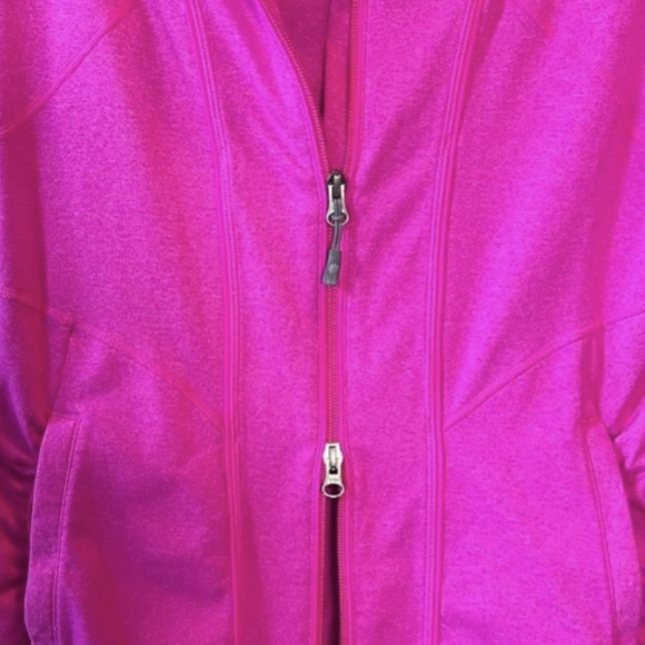 Athleta Rishi Fuchsia Hooded Zip Up Athletic Jacket Size XS MSRP $128 - Picture 7 of 7